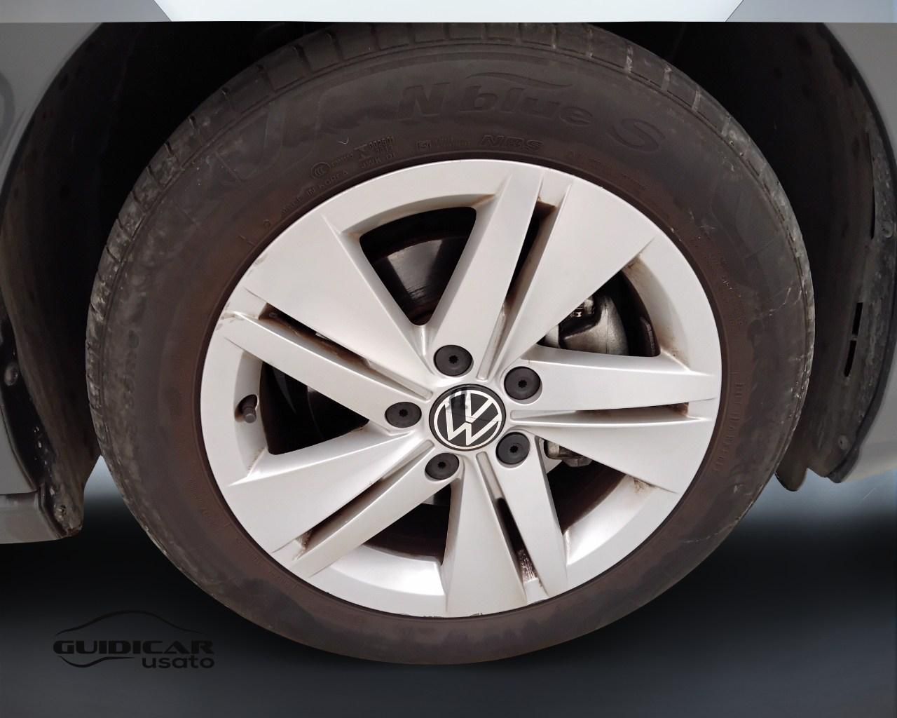 VOLKSWAGEN Golf VIII 2024 - Golf 2.0 tdi Life 115cv
