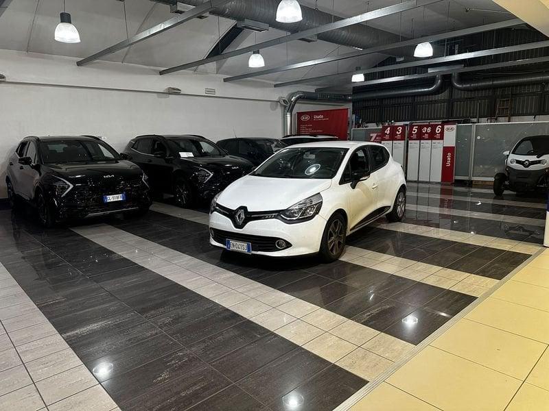 Renault Clio Clio 5p 1.2 Live 75cv