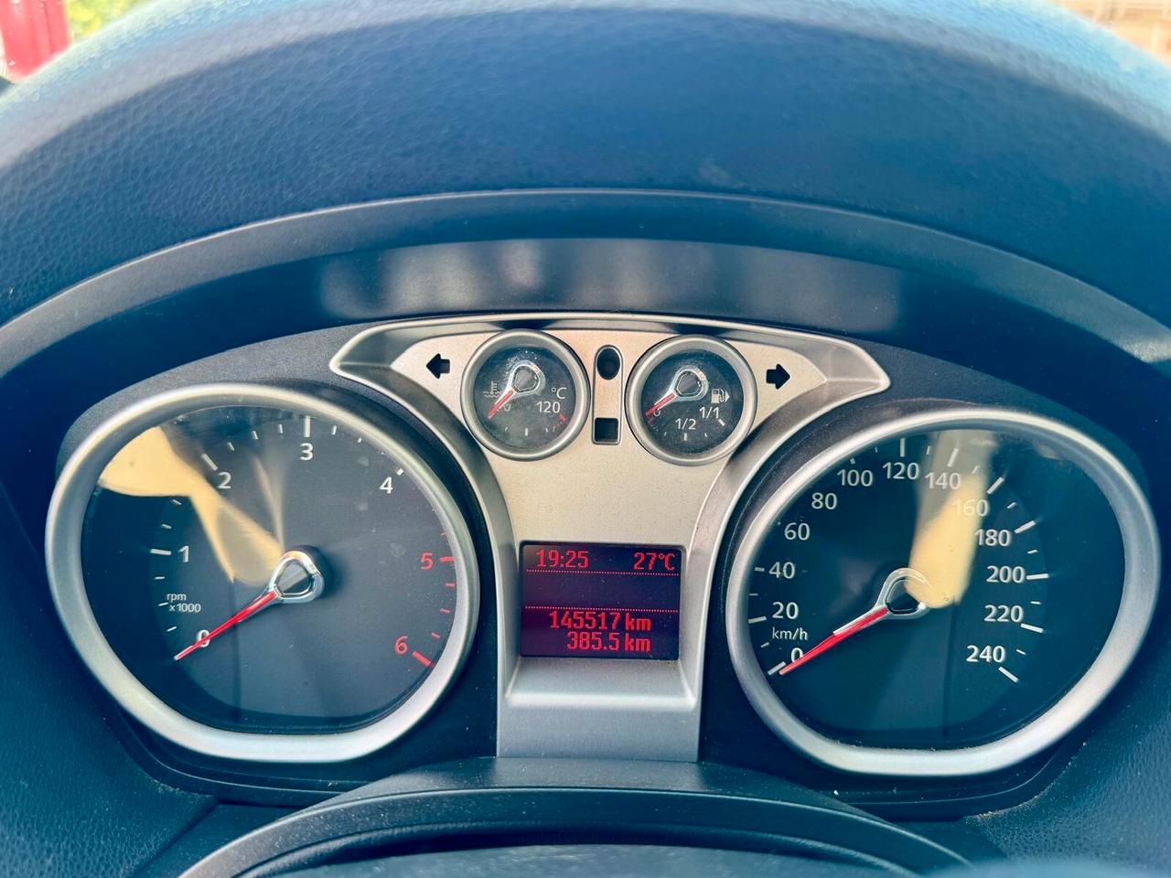 Ford Kuga 2.0 TDCi 136 CV 4WD Titanium DPF