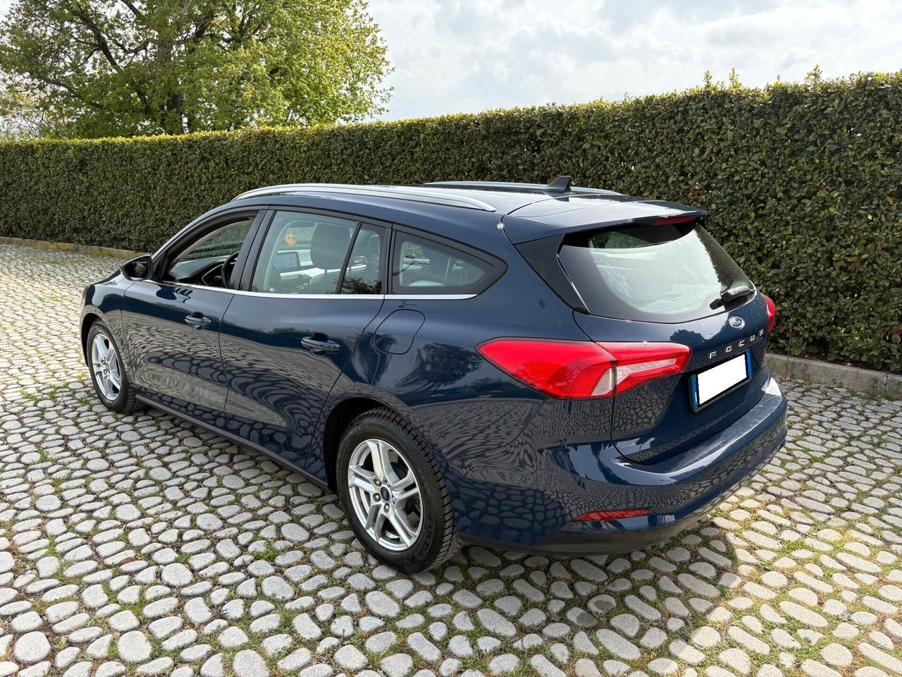 FORD Focus 1.5EcoB Aut-S SW Bus. Co-Pilot 2020