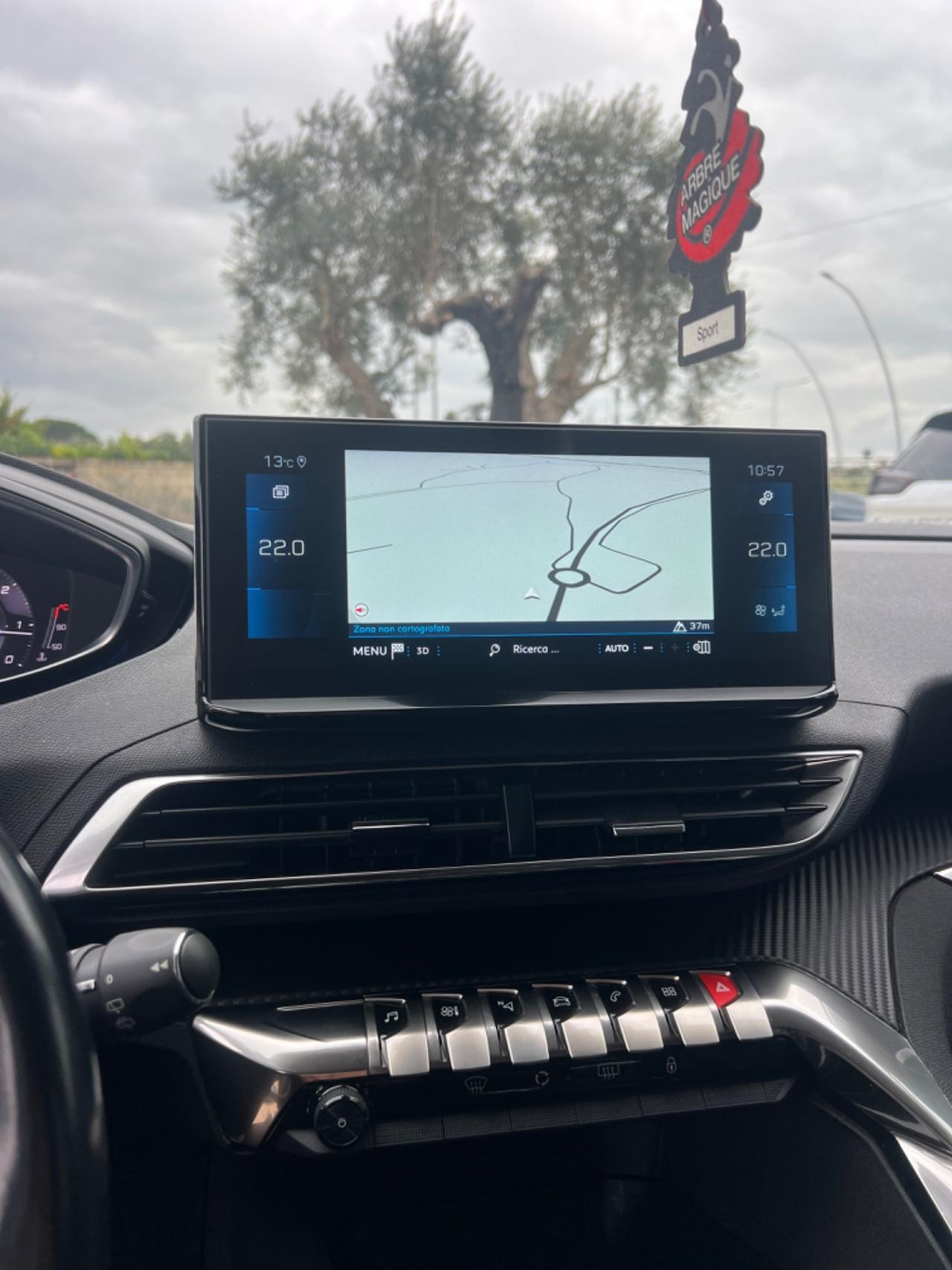 Peugeot 3008 BlueHDi 130 S&S Allure color titanio km 63000!!