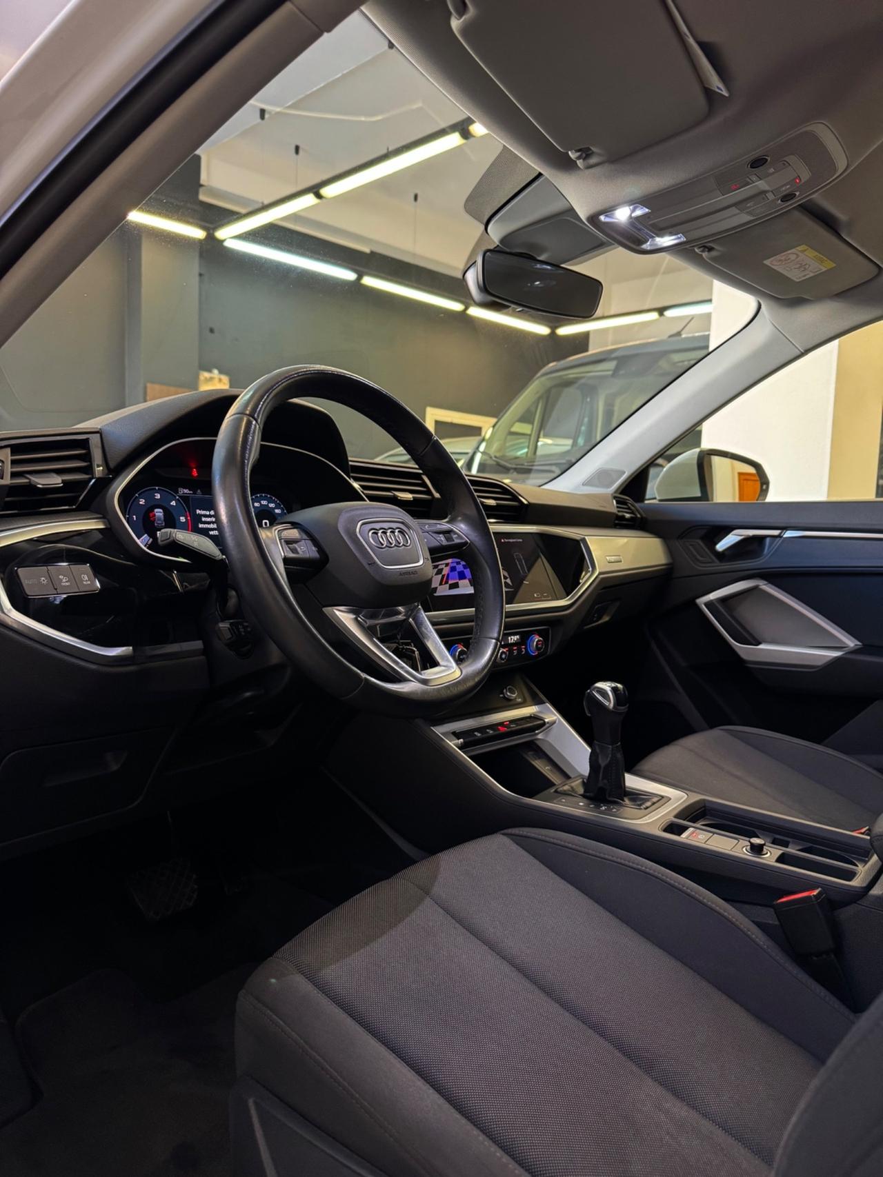 Audi Q3 35 TDI S tronic S Line Edition