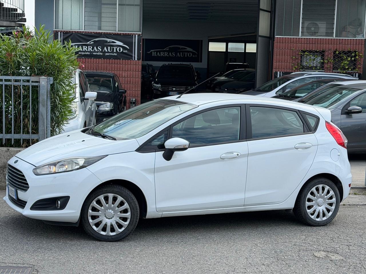 Ford Fiesta 1.2 60CV 5 porte Black & White Edition