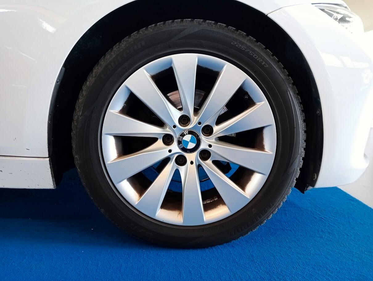 BMW 318 D Touring MODERN MANUALE LED 17" NAVI