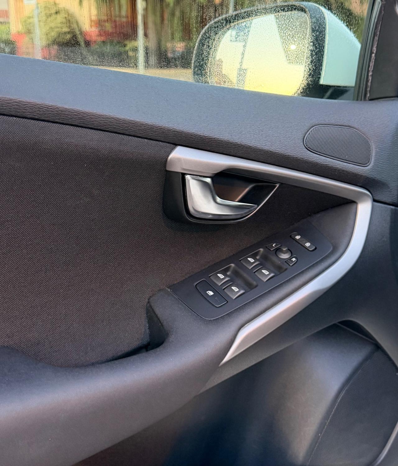 Volvo V40 D2 1.6