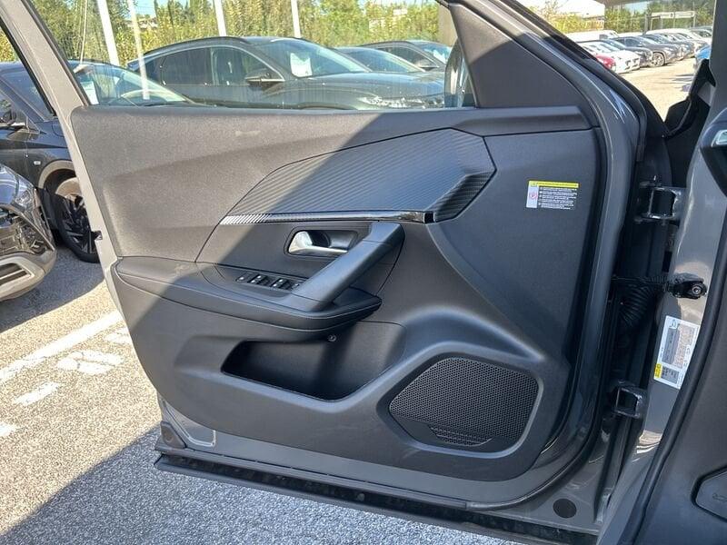 Peugeot 2008 II 2023 1.2 puretech Allure s&s 100cv