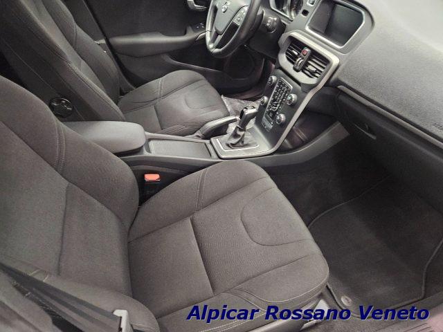 VOLVO V40 D2 Plus geratronic