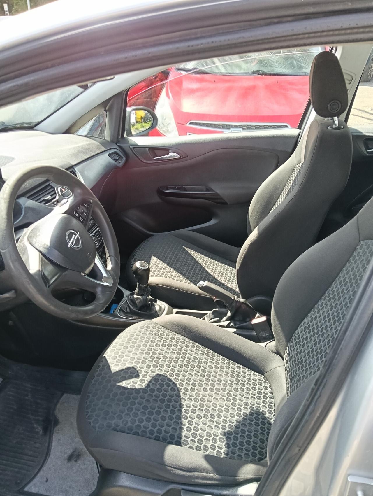 Opel Corsa 1.2 5 porte