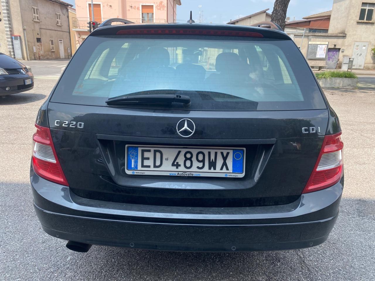 Mercedes-benz C 220 170 cavalli