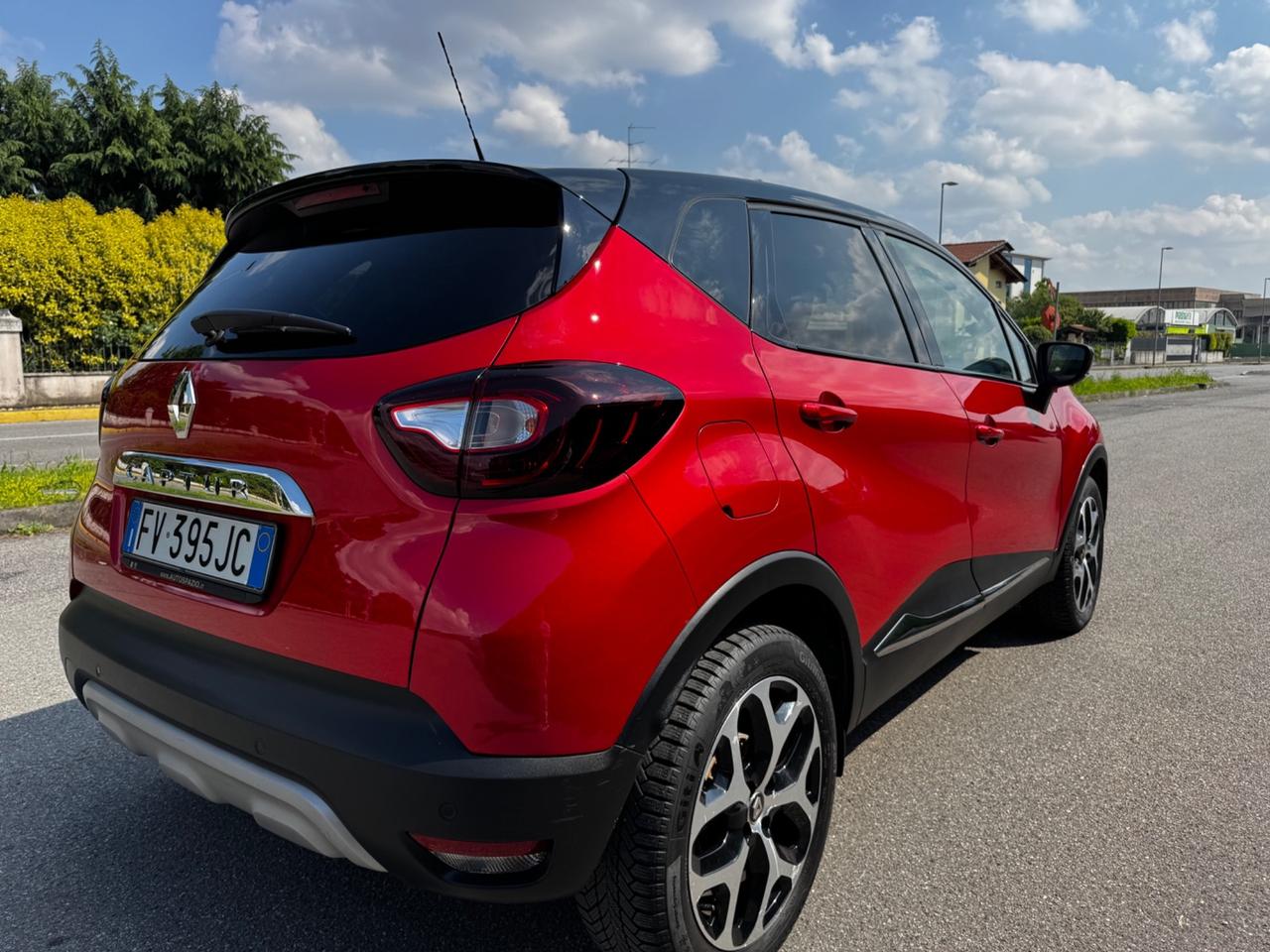 Renault Captur 900, benzina, anno 2019, 92.000 km!