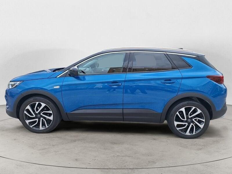 Opel Grandland X 1.5 diesel Ecotec 130 CV Ultimate NAVI LED S&S