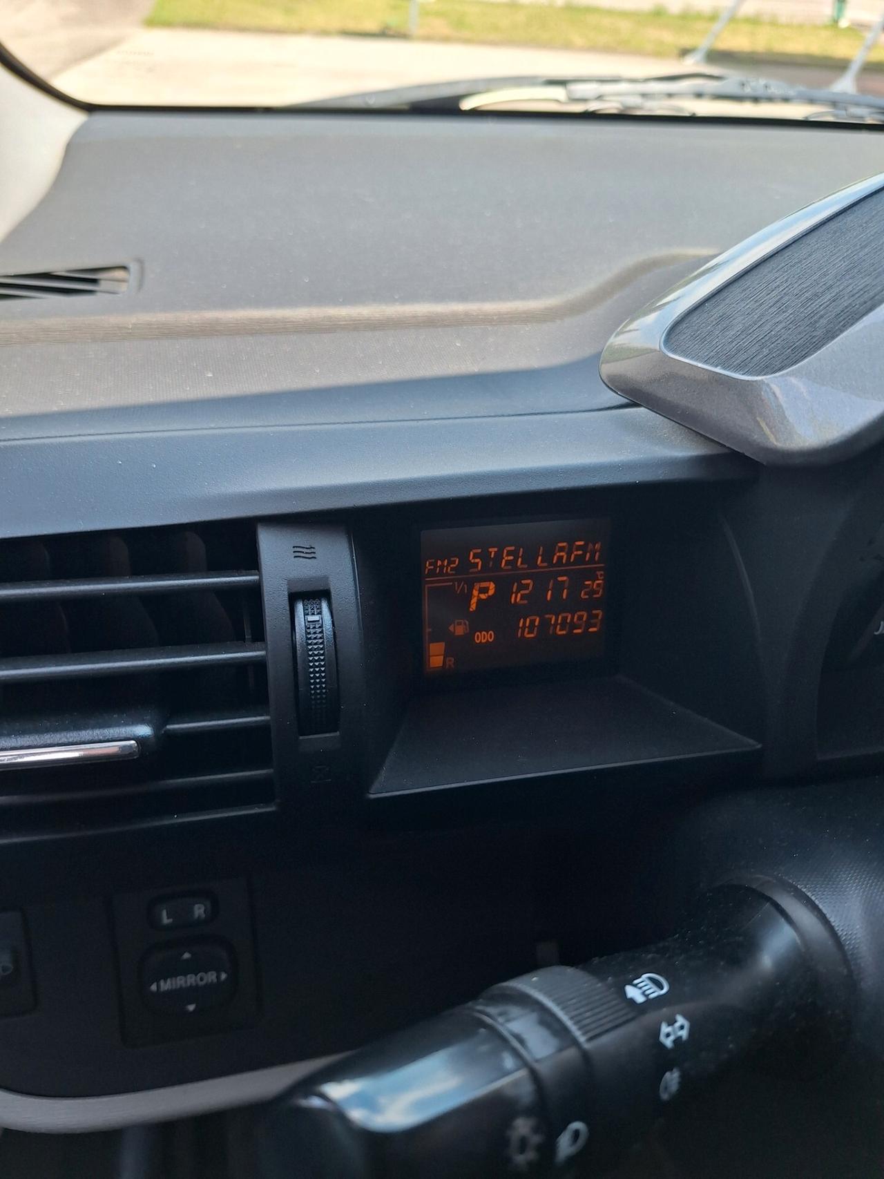 Toyota iQ 1.0 CVT Trend CAMBIO AUTOMATICO