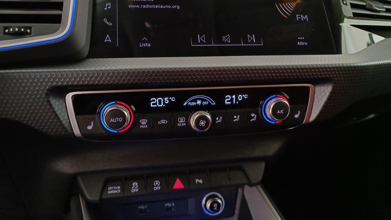 AUDI A1 Sportback 40 2.0 tfsi 200cv S Line Edition s-tronic