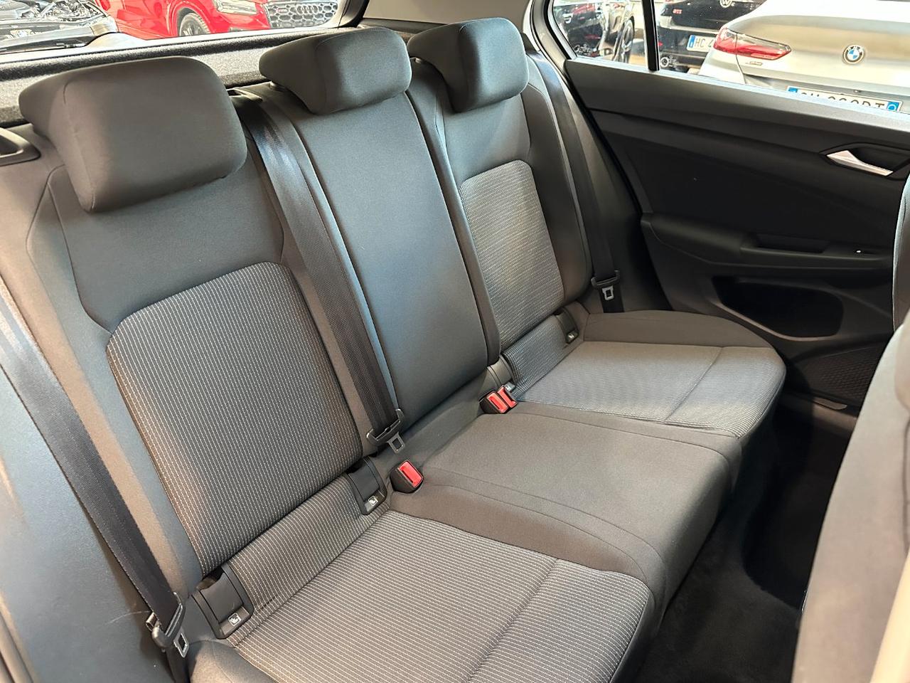 Volkswagen Golf 5 Porte 1.0 tsi Trendline 90cv - Carplay - OK Neopat.
