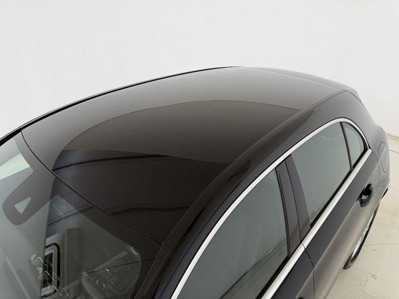 Mercedes-Benz Classe A A 180 d Sport auto