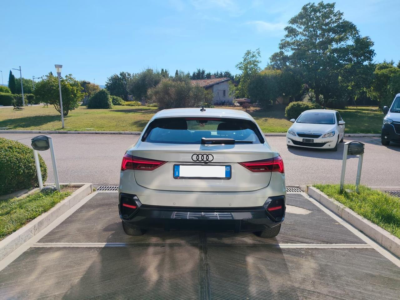 Audi Q3 SPB 35 TDI S tronic Business Plus