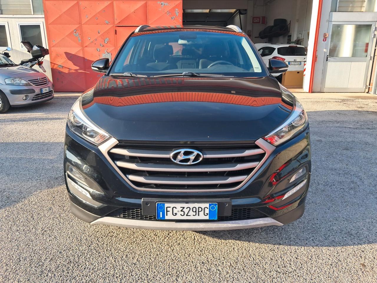 Hyundai Tucson 1.6 business