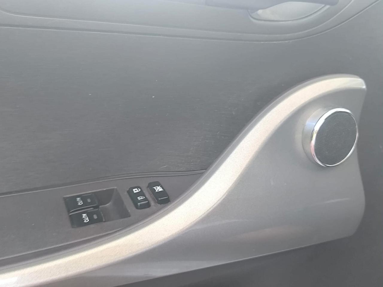 Toyota iQ 1.0