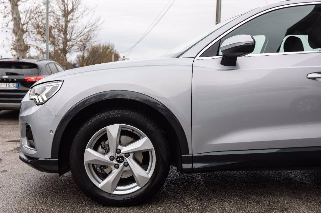 AUDI Q3 35 2.0 tdi Business Advanced s-tronic del 2022