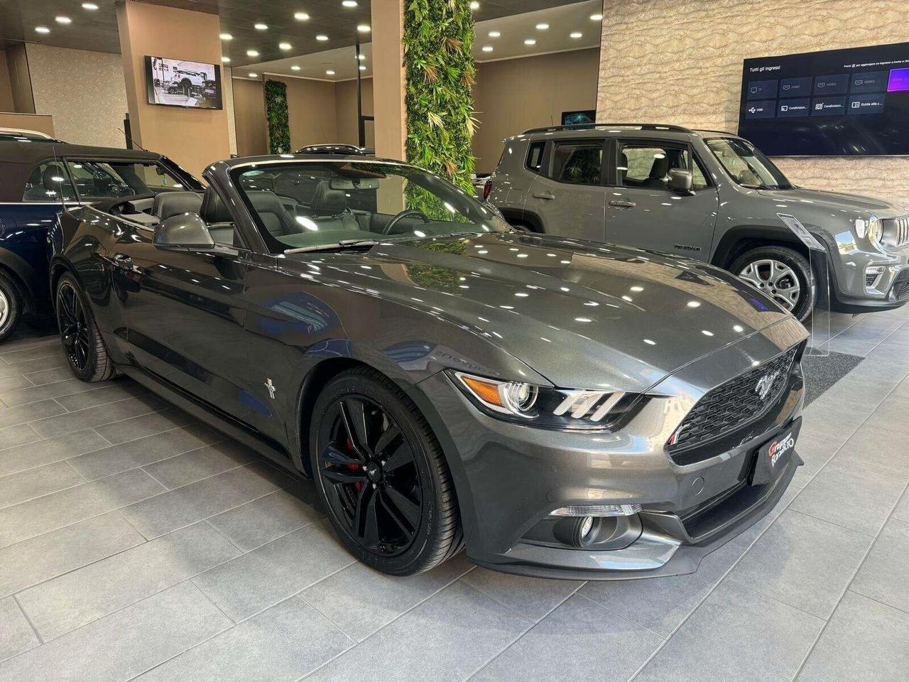 Ford Mustang 2.3 Ecoboost 317CV Automatico Cabrio