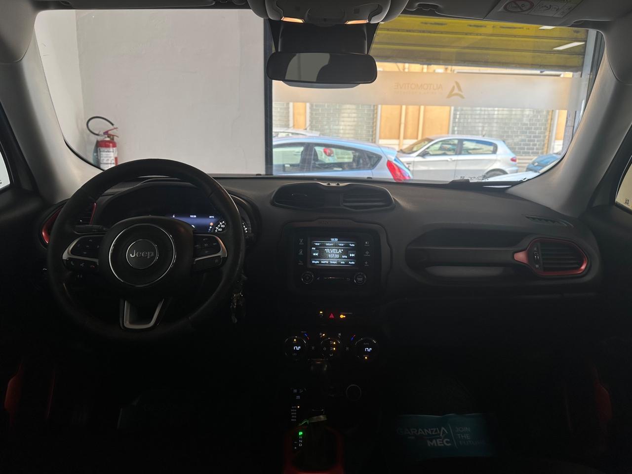 Jeep Renegade 2.0 Mjt 170CV 4WD Active Drive Low Trailhawk