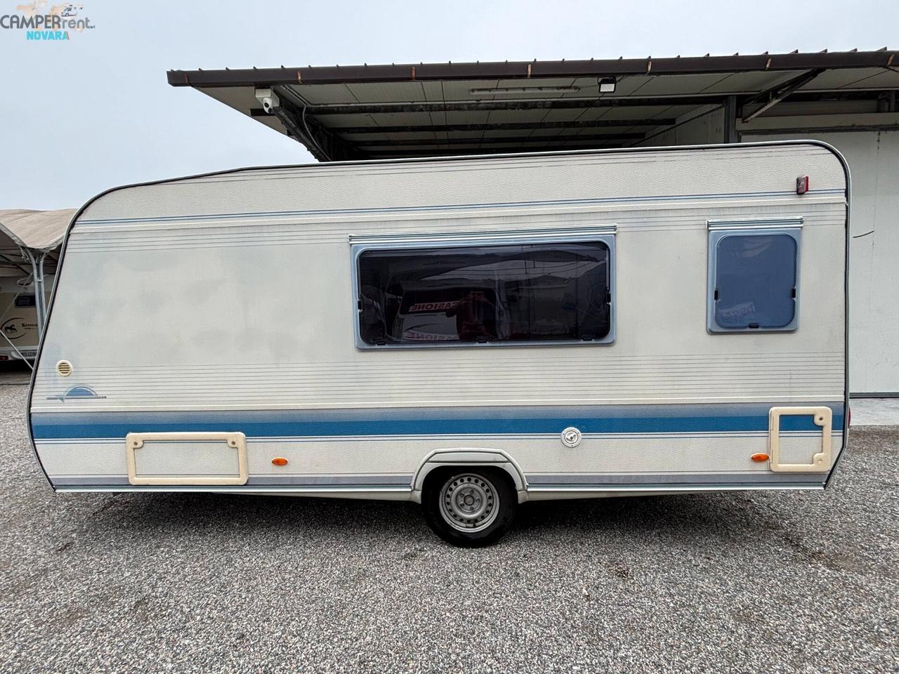 ADRIA UNICA B 462 PH - roulotte con letto matrimoniale