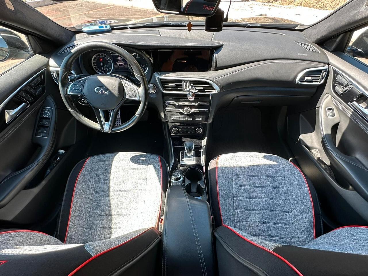 Infiniti QX30 2.2 diesel DCT AWD Luxe