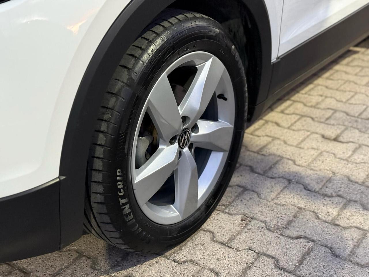 T-Cross 1.0 TSI 110 CV DSG Advanced Full Led - Cockpit