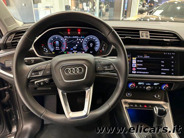 AUDI Q3 35 TDI S tronic Identity Black