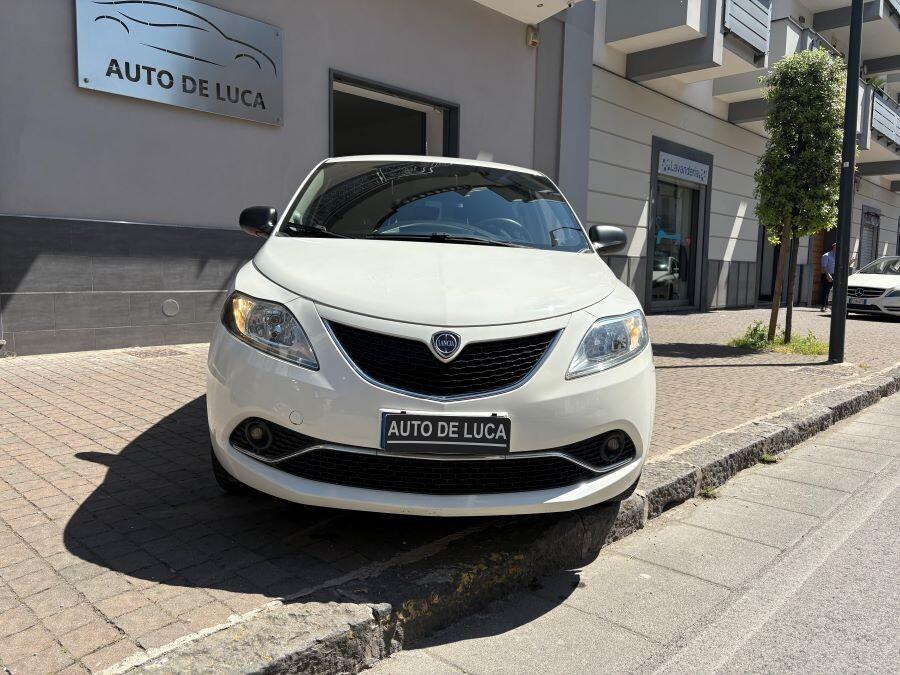 LANCIA YPSILON 1.2 GPL ECOCHIC GOLD CERTIFICATA
