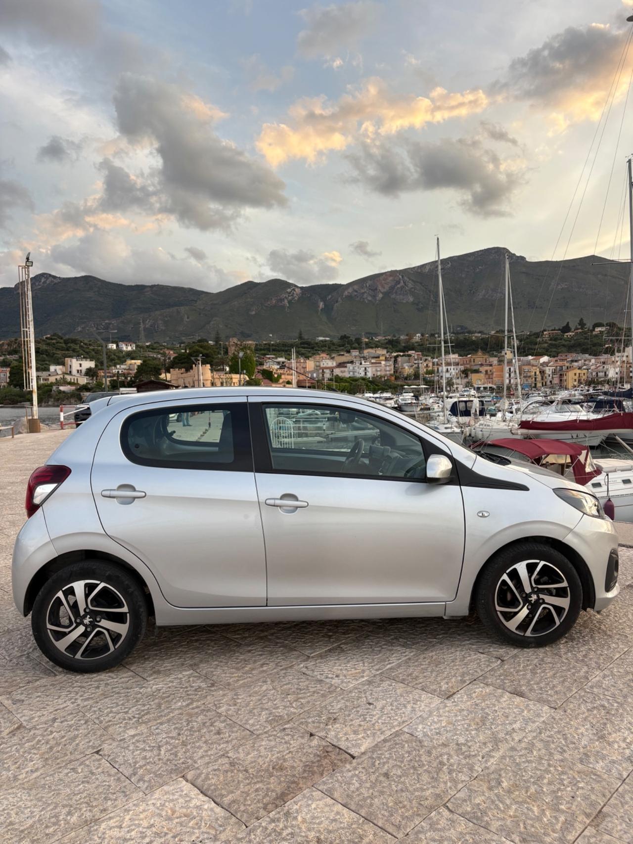 Peugeot 108 VTi 72 5 porte Allure