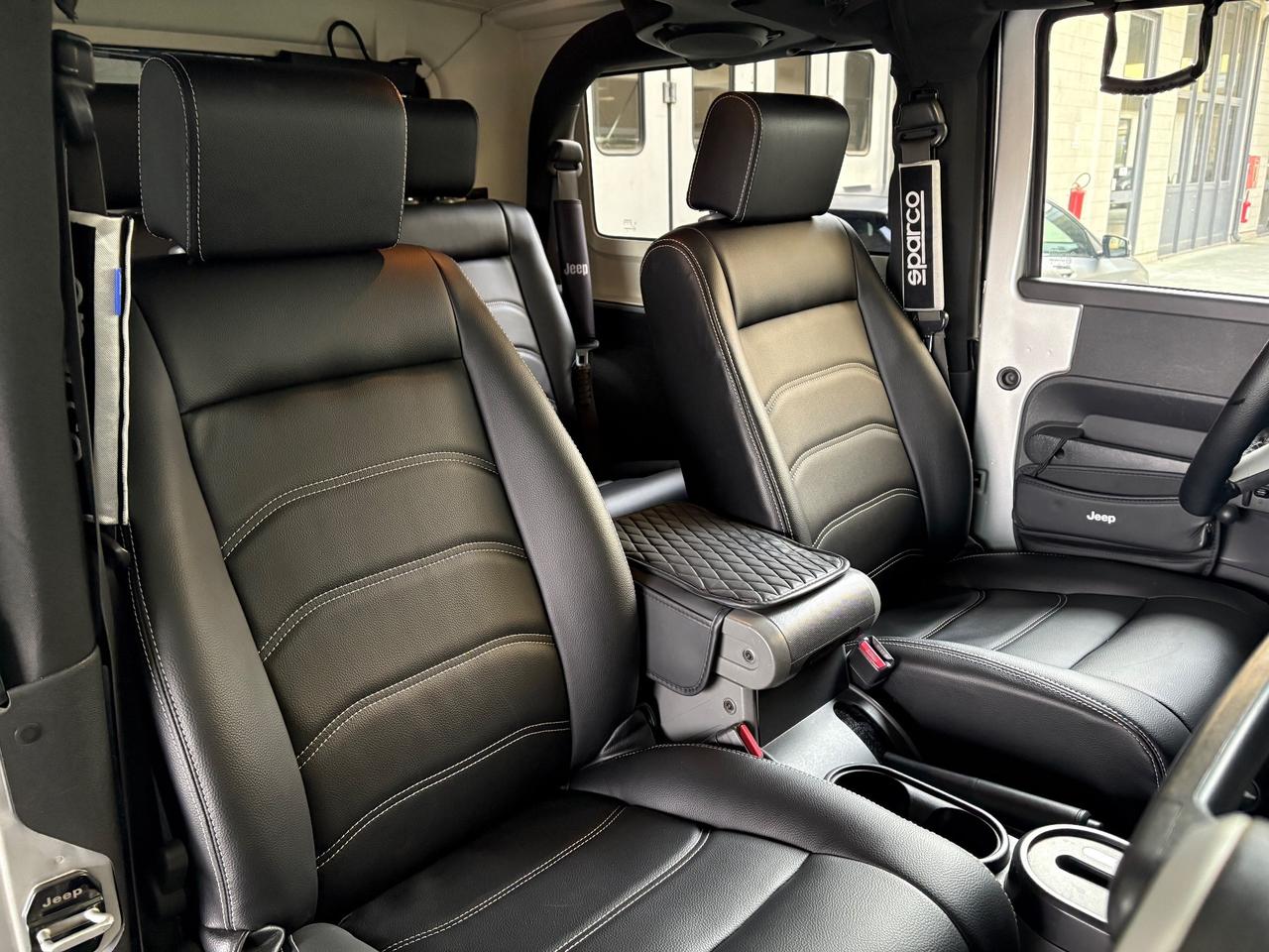 Jeep Wrangler 2.8 CRD DPF Sahara Auto