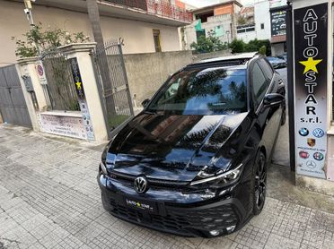 New Volkswagen Golf 8.5 GTI 2.0 TSI 265 CV