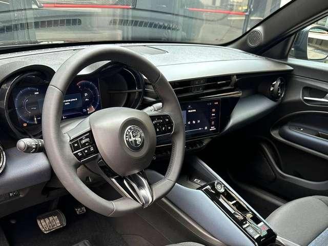 Alfa Romeo Junior 1.2 Hybrid 145cv edct6