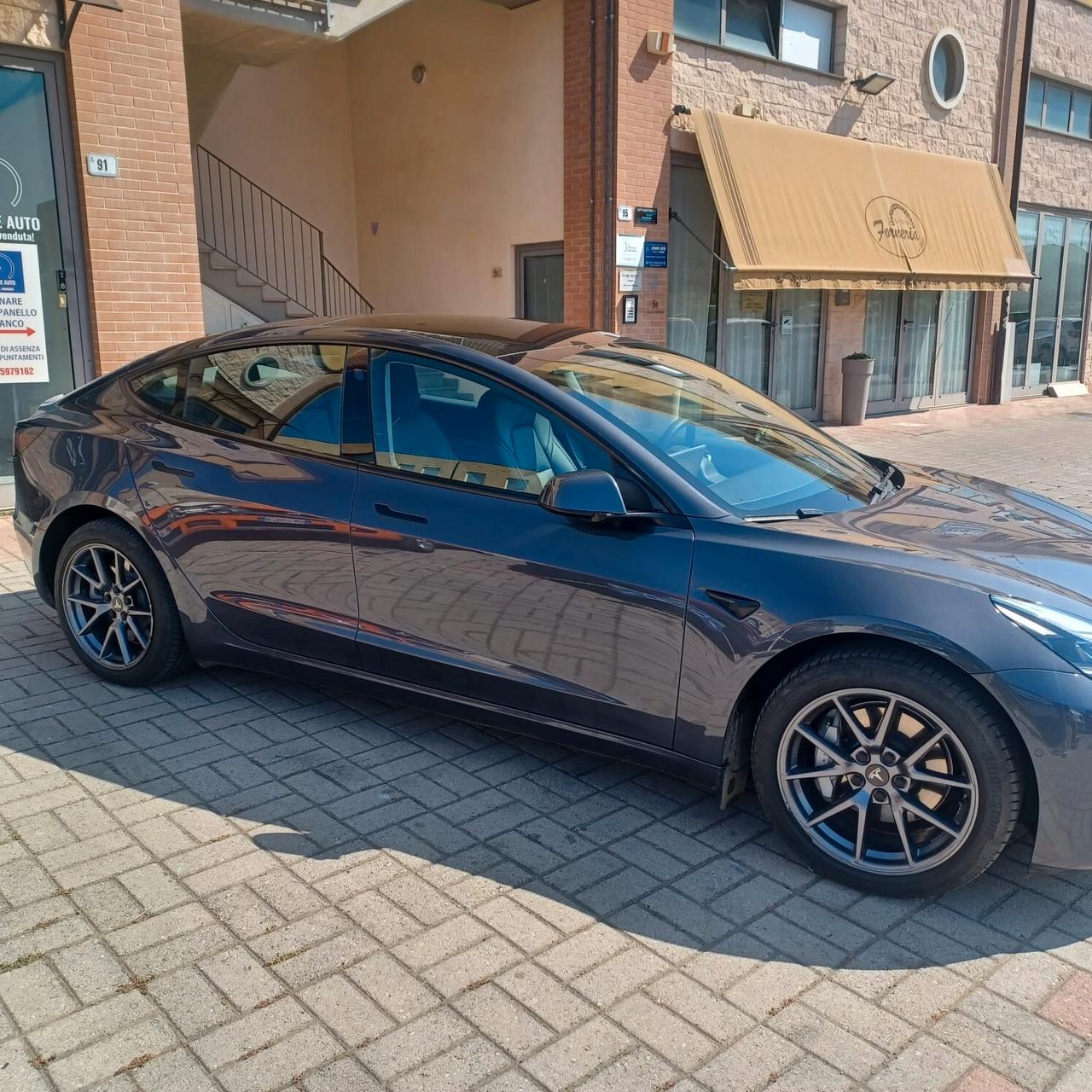 58078KM TESLA GANCIO DI TRAINO AUTONOMIA 408KM