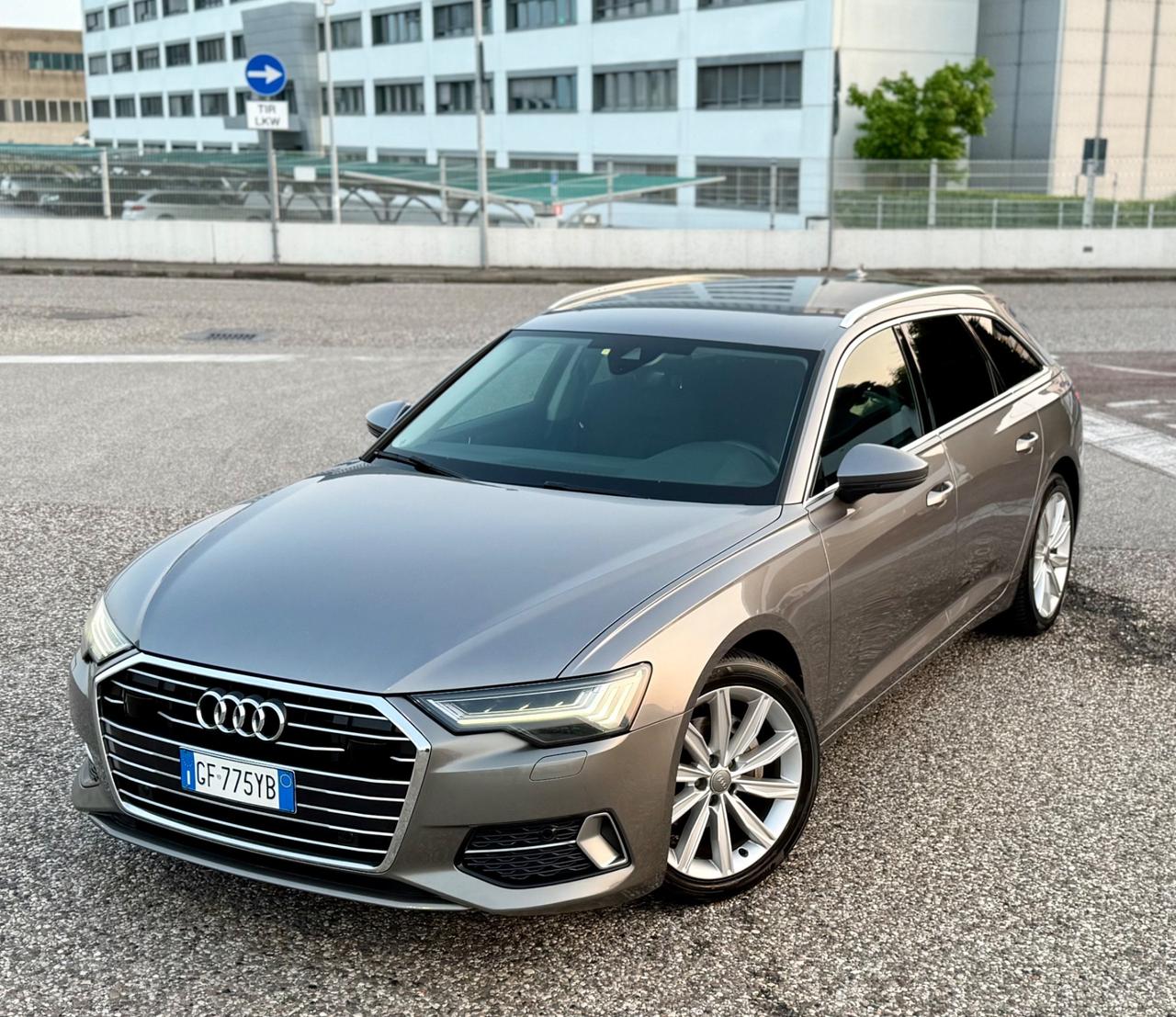 Audi A6 Avant 40 2.0 TDI S tronic Business Design