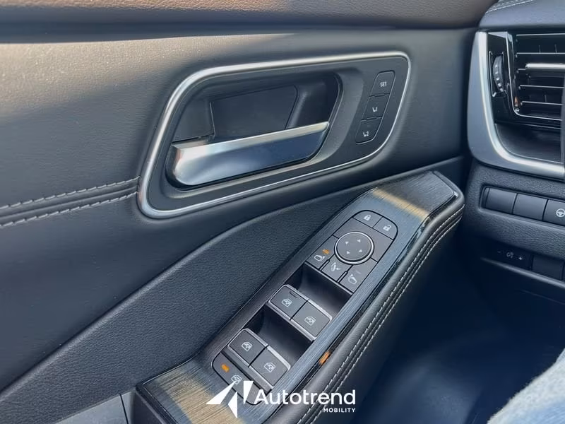 Nissan X-Trail 1.5 Hybrid 213 CV e-4orce 4WD Automatica Tekna 7 Posti