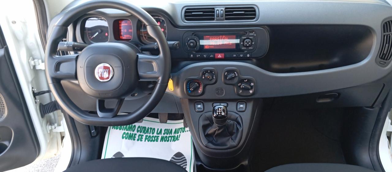 Fiat Panda 1.2i 69 CV - Garanzia-Neopatentati