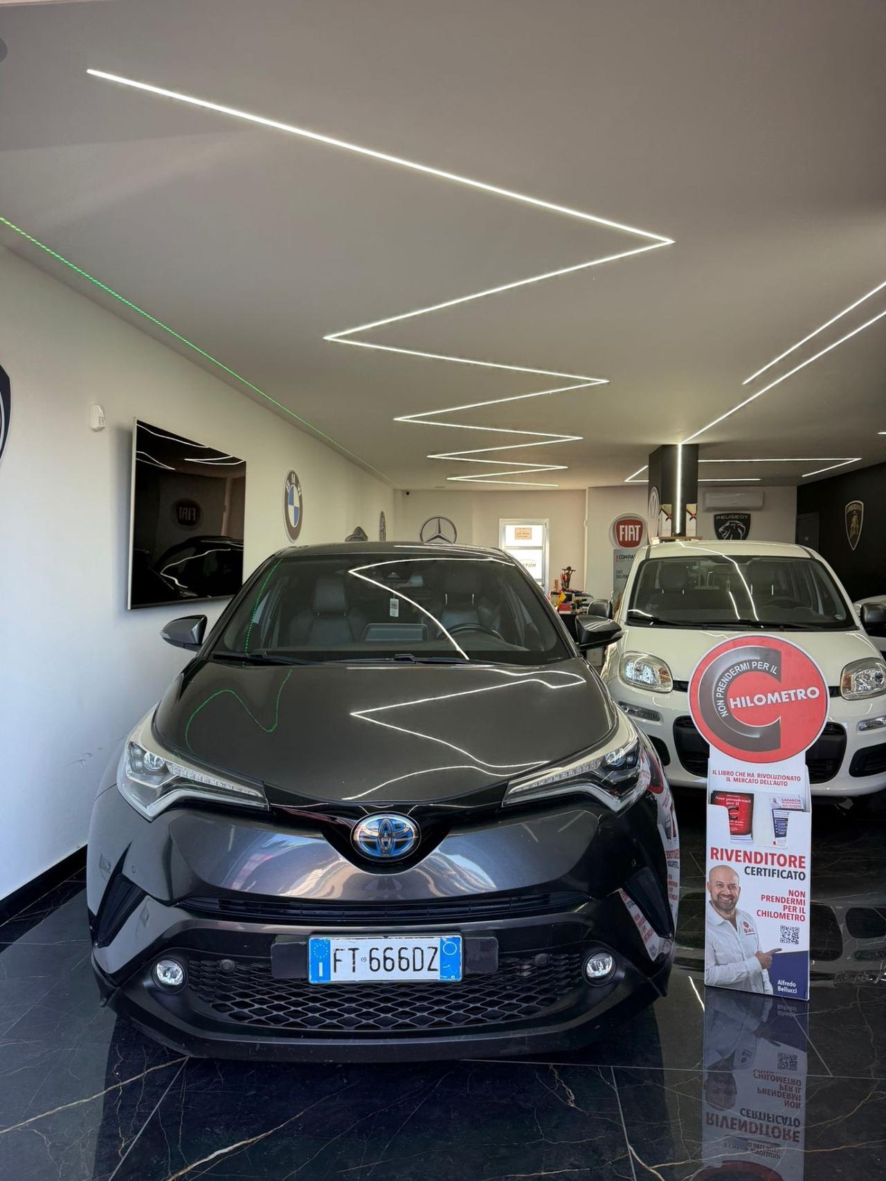 Toyota C-HR 1.8 Hybrid E-CVT Lounge