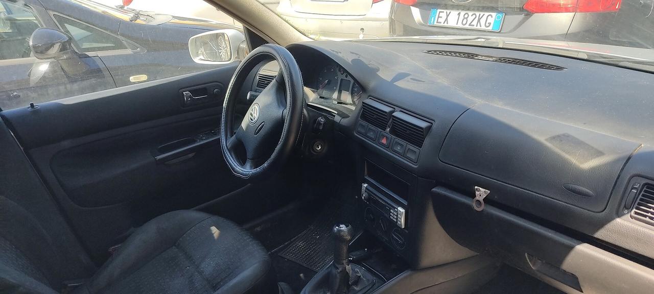 VOLKSWAGEN GOLF 1.9 TDI 100 CV ULTIMISSIME SERIE