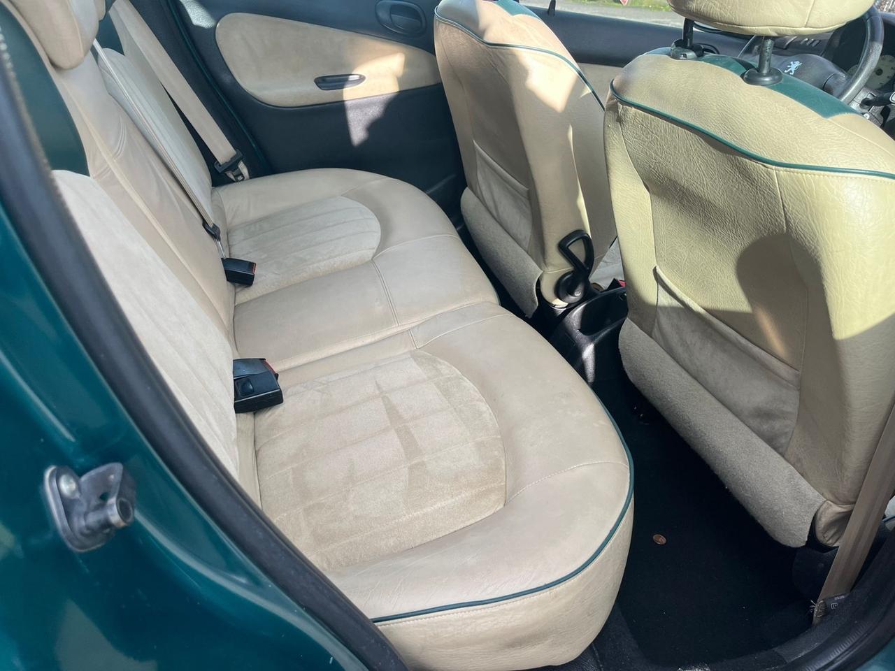 Peugeot 206 1.4benz 2001 109.000km per neopatentati