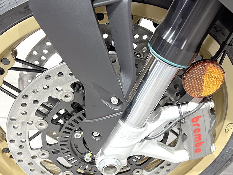 MV Agusta Superveloce 800 S