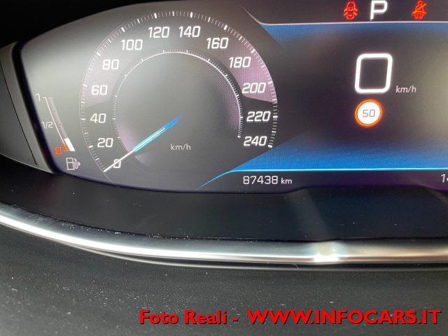 PEUGEOT 3008 BlueHDi 130 EAT8 Active Business - PROMO