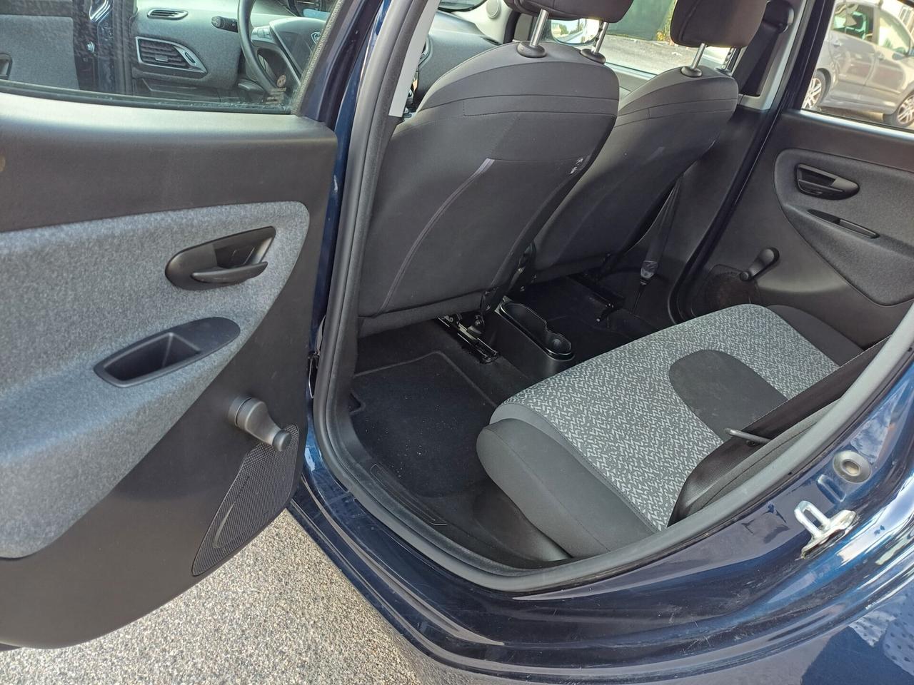 Lancia Ypsilon 1.2 69 CV 5 porte GPL Ecochic Platinum