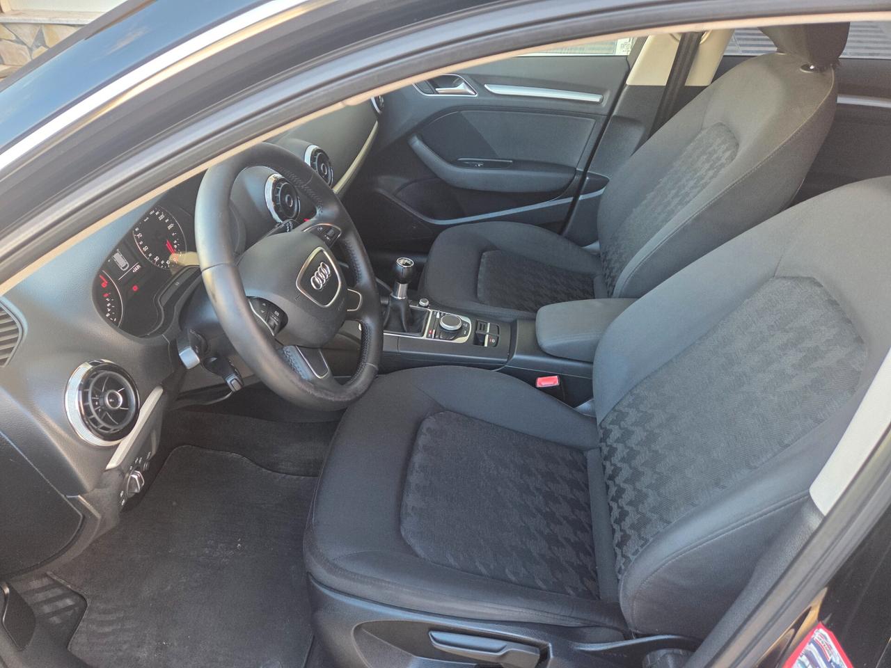 AUDI A3 1.6 TDI 110 CV ANNO 2014 FARI LED NAVIG KMCERT