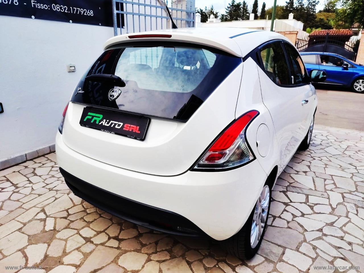LANCIA Ypsilon 1.3 MJT 95 CV 5p. S&S Silver