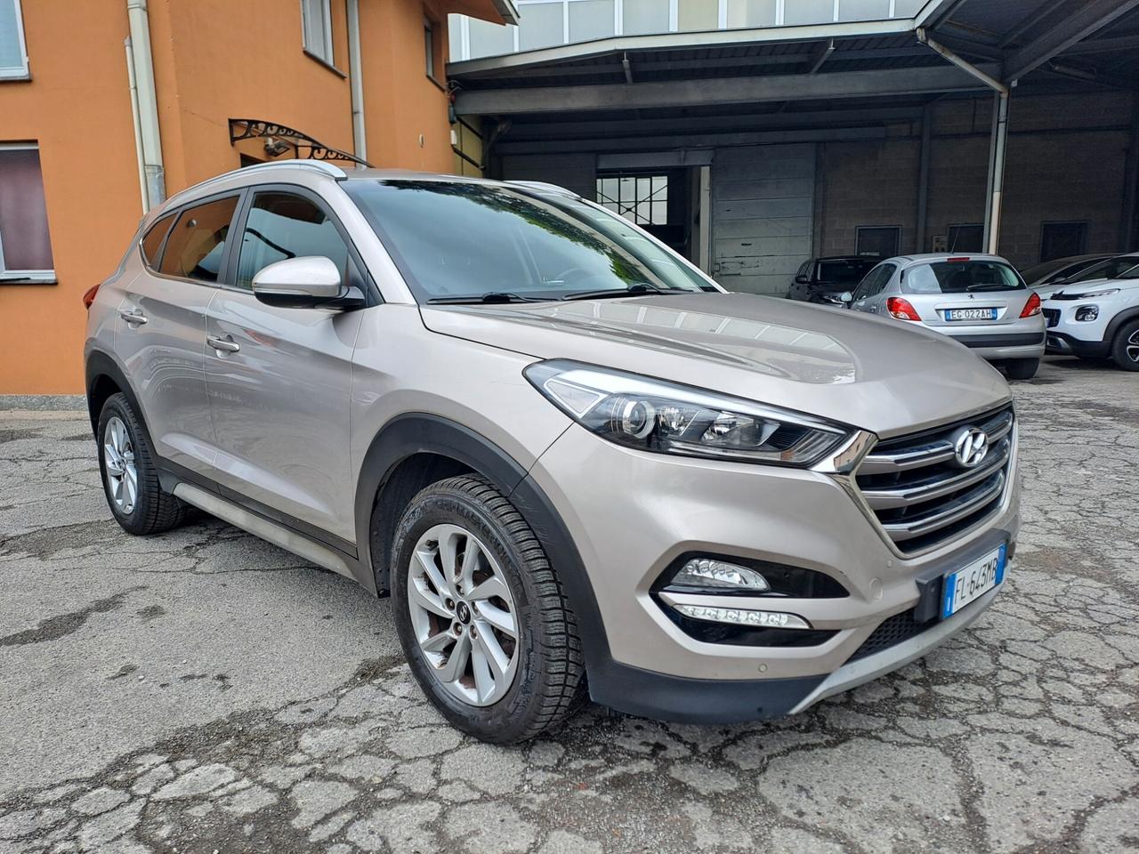 HYUNDAI TUCSON 1.7 CRDI *AUTOMATICO* E6