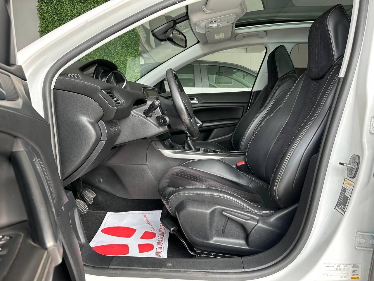 PEUGEOT 308 - 2.0 | 150 CV - TETTO PANORAMICO