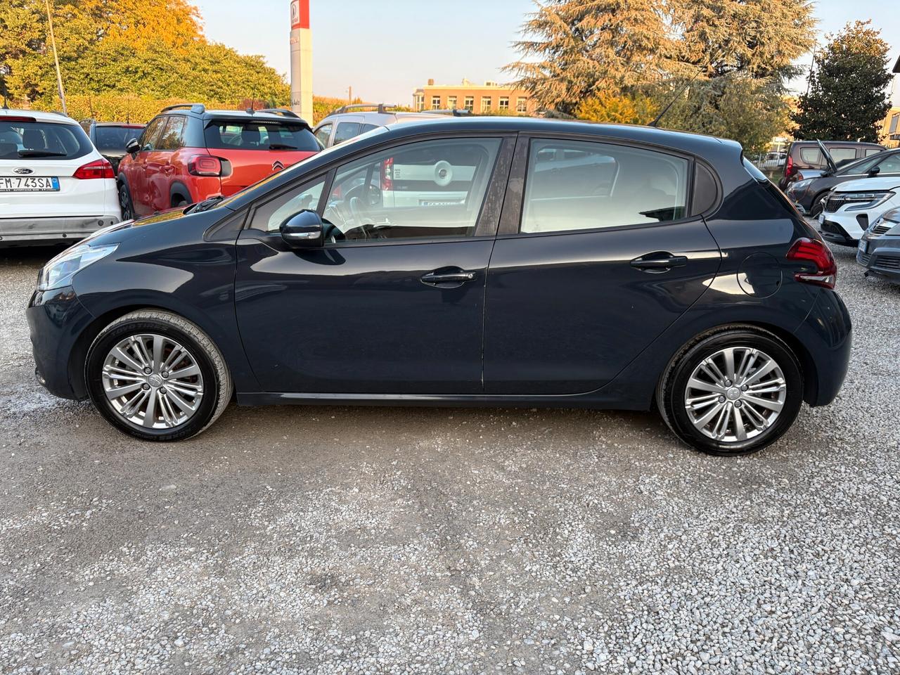 Peugeot 208 1.2 Benzina 82CV 5 porte -Unico Prop.