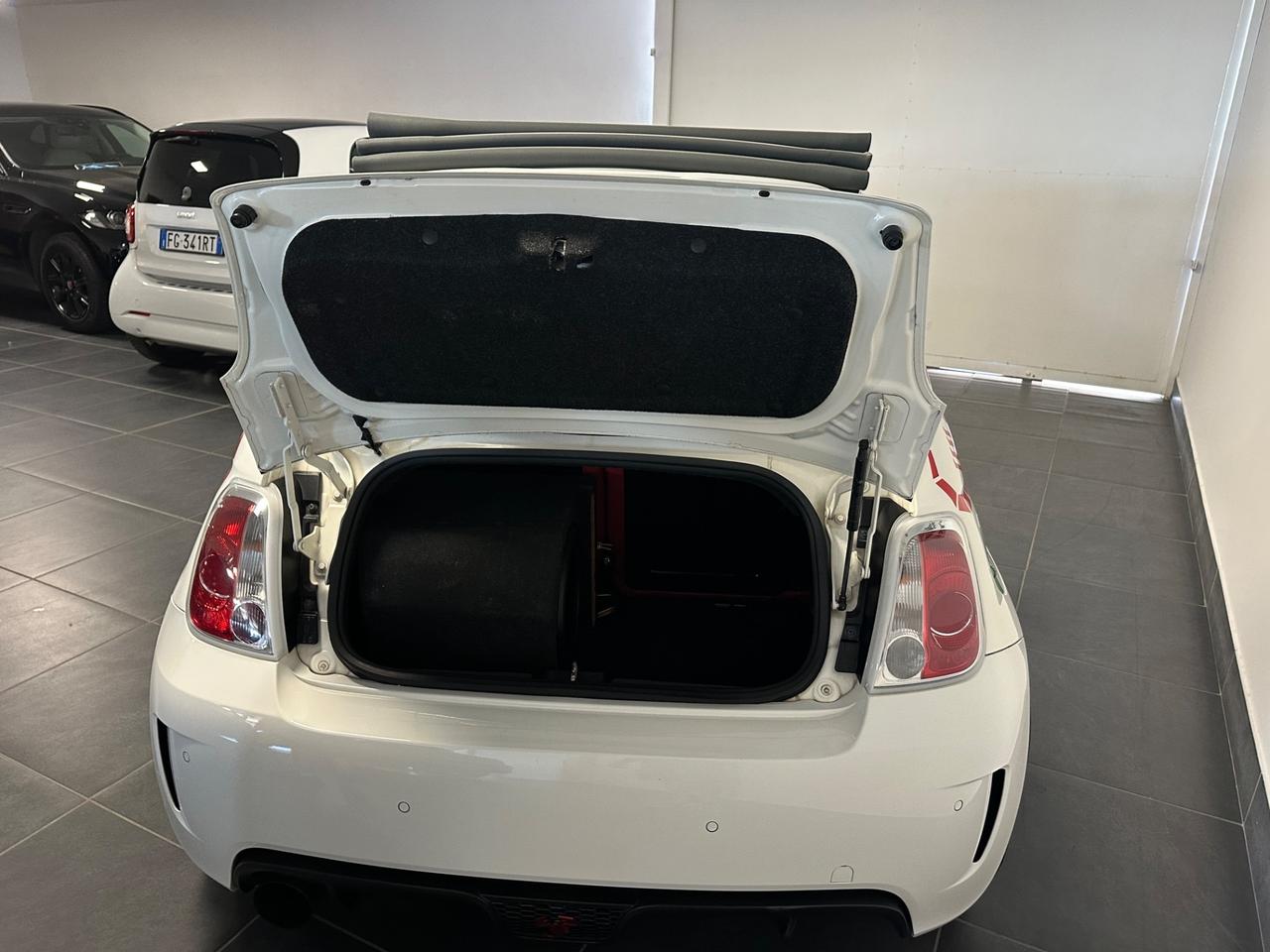 ABARTH CABRIO OVER 300CV MTA PELLE ROSSA PRONTA CONSEGNA